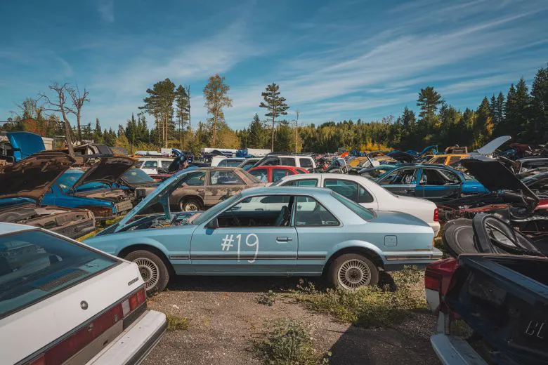 Self service junkyard