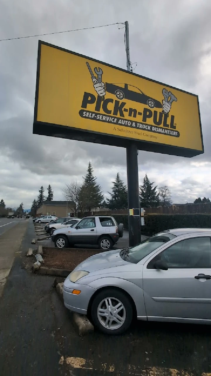 Pick-n-Pull self-service auto dismantlers sign.