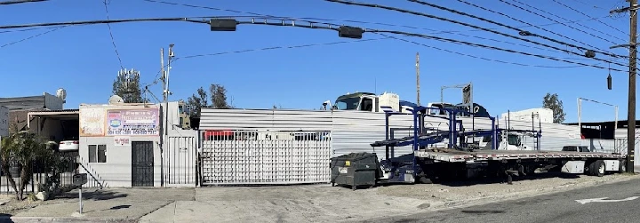 Big Chico's Wrecking yard exterior view.