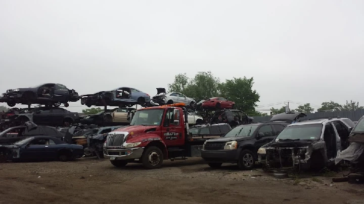 Hilltop Auto Salvage in Bronx