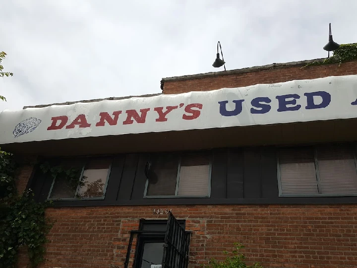 Danny's Used Auto Parts in Detroit