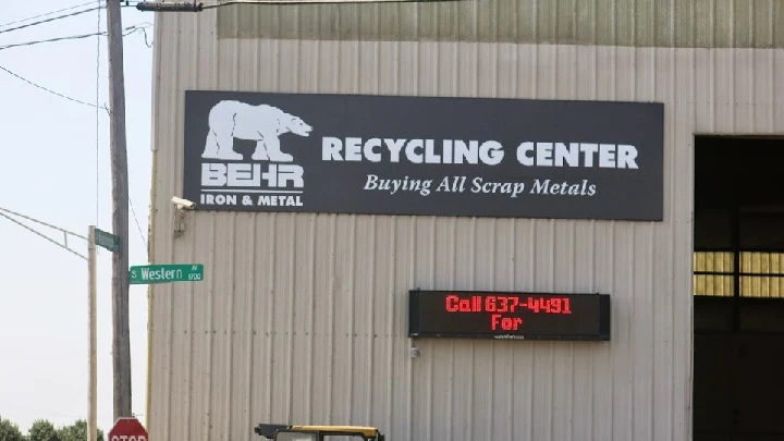 Behr Iron & Metal in Peoria