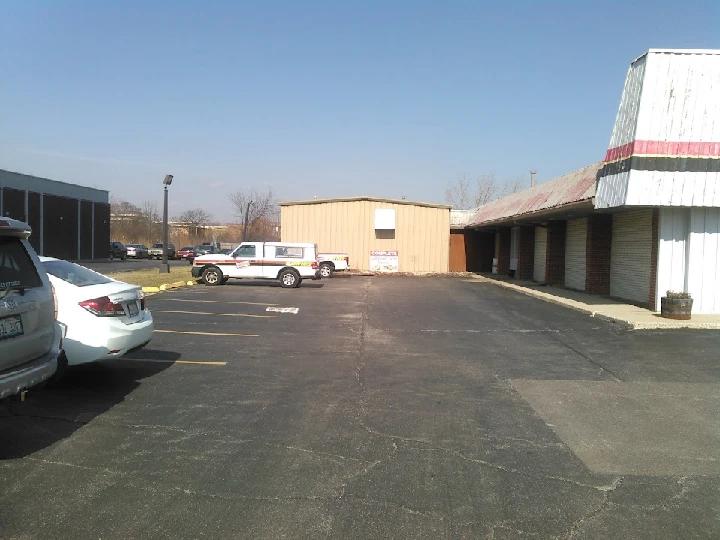 Parking lot view of Bumper to Bumper Waukegan.