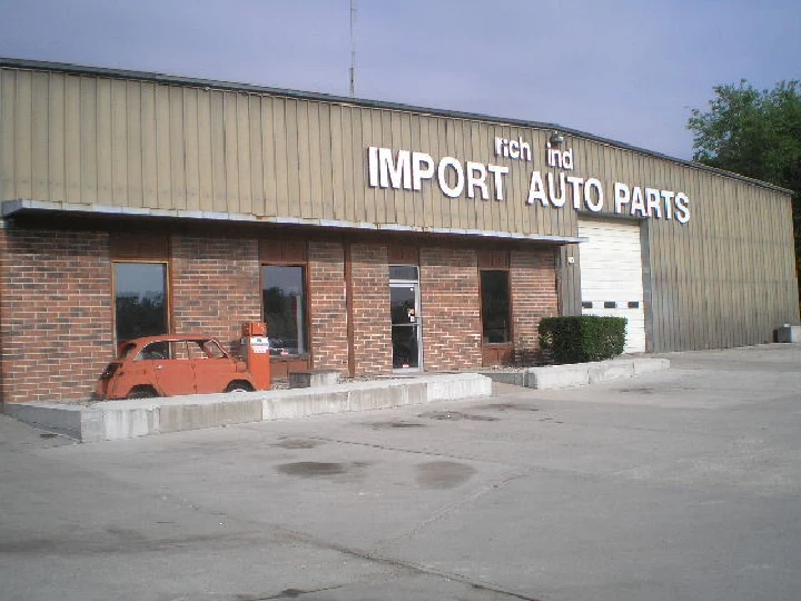 Rich Industries Import Auto Parts in Kansas City