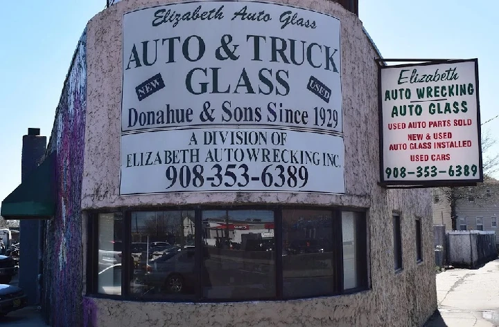 Signage for Elizabeth Auto Glass & Auto Wrecking Co.