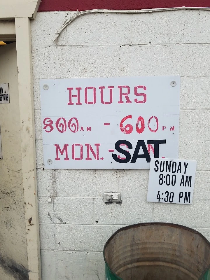 Store hours sign for Utah Pic A Part.