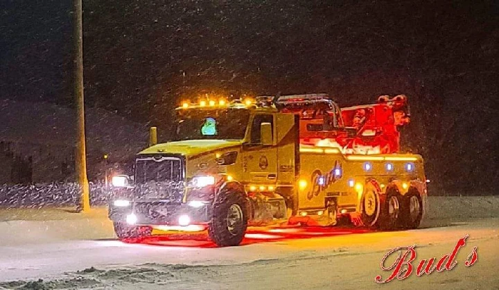 Bud's Wrecker Service in Wyoming