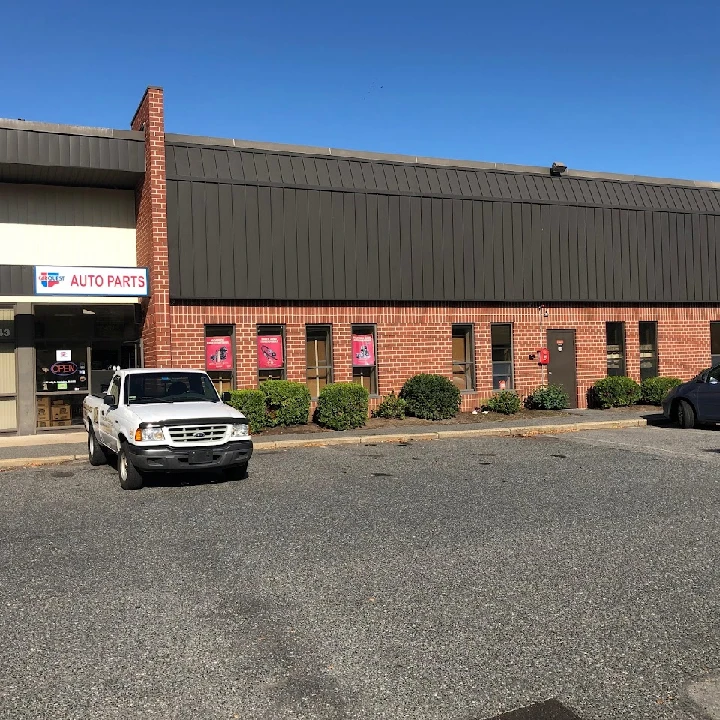 Carquest Auto Parts store exterior in Framingham.