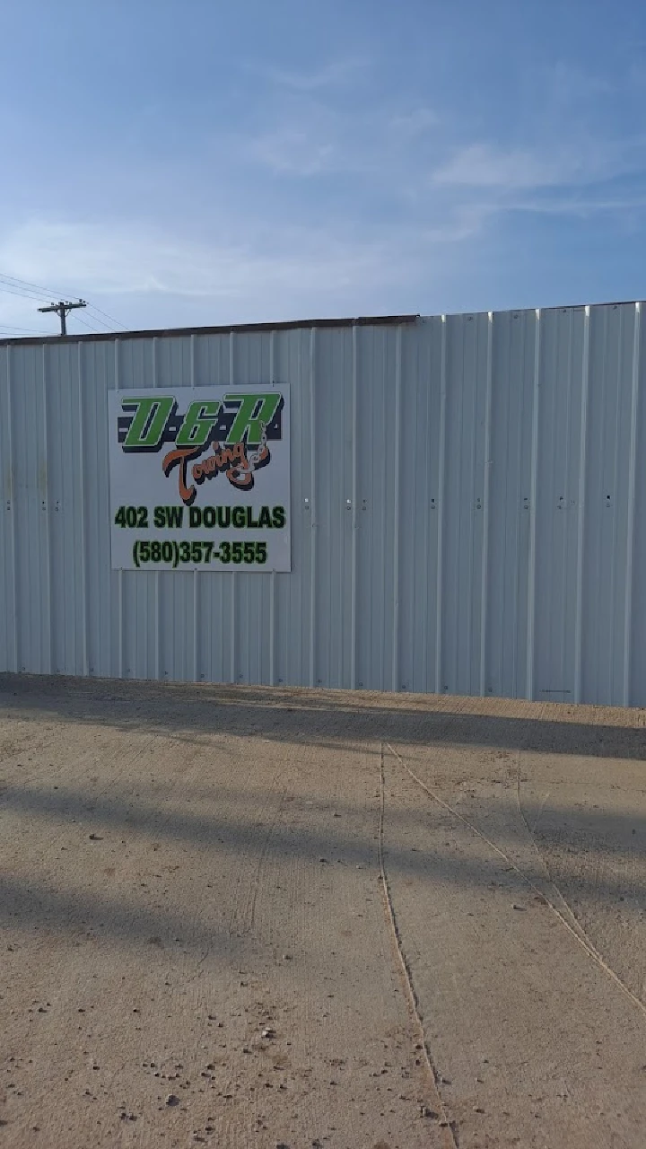 D&R Auto Recyclers in Lawton