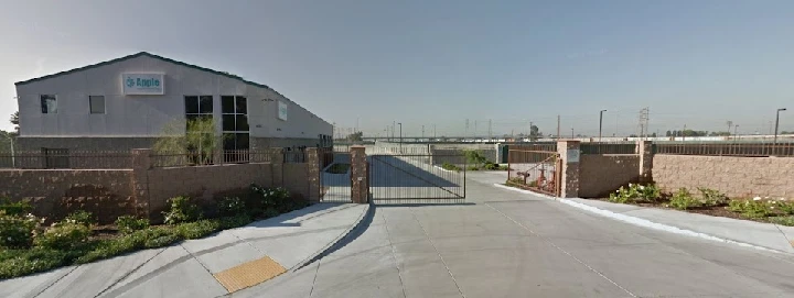 Entrance to Apple Auto Dismantling, San Bernardino.