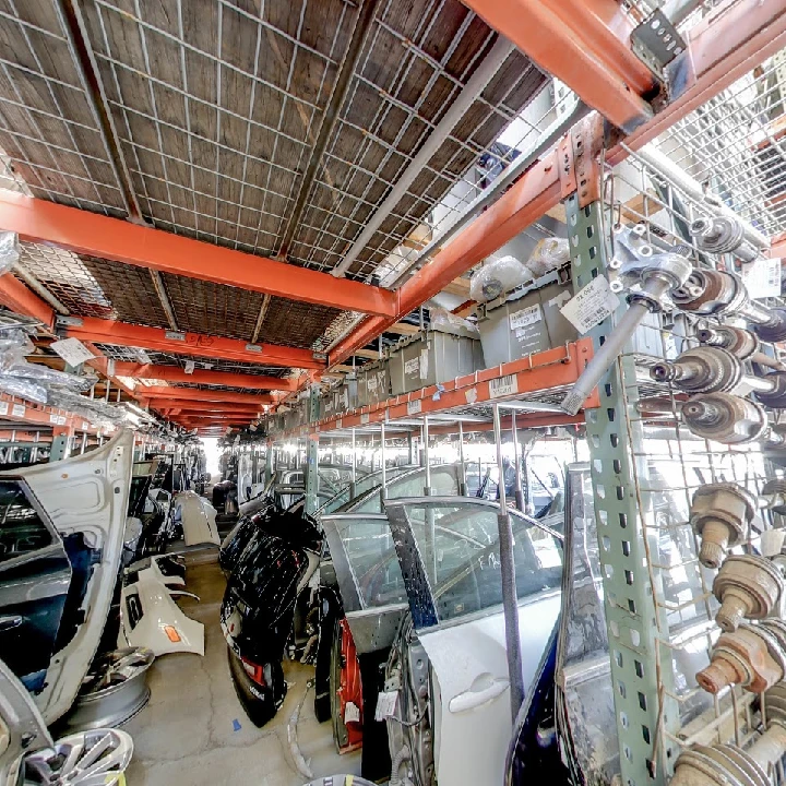 Used auto parts warehouse for Honda, Toyota, Nissan.