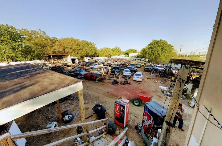 Kleburg Auto Salvage in Dallas