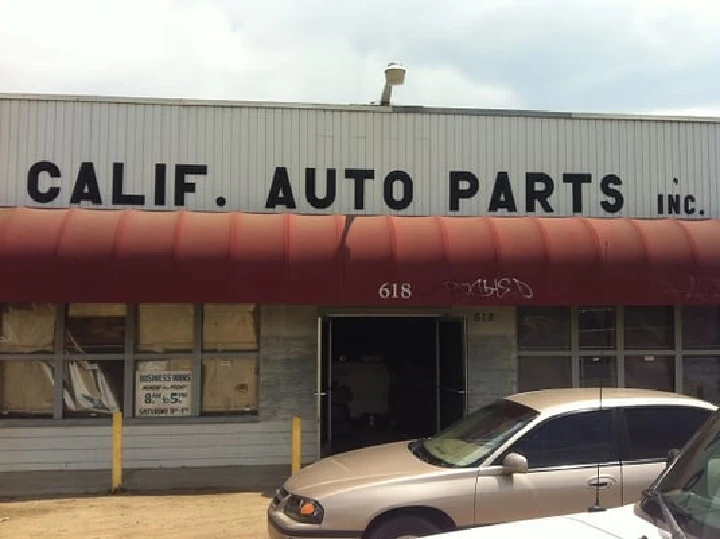 California Auto Parts store exterior view.