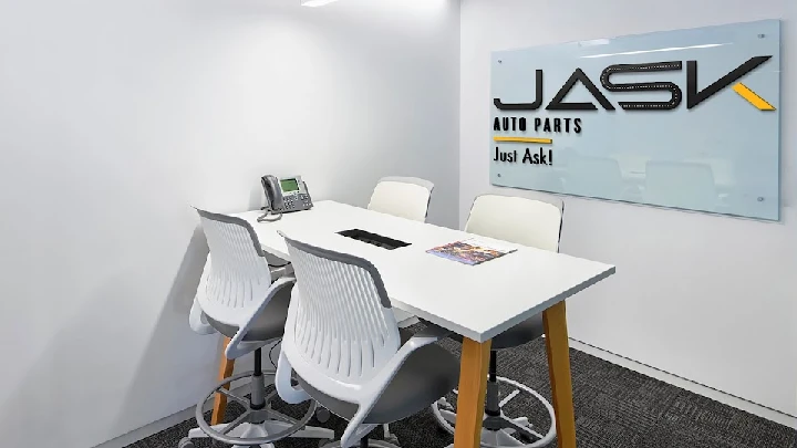 Modern office space for Jask Auto Parts Inc.