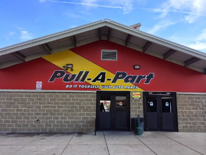 Pull-A-Part store exterior and entrance view.