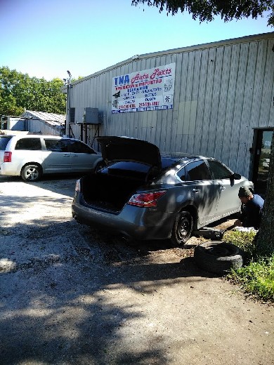 TNA Auto Parts in Grand Prairie