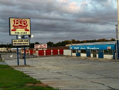 B & B Auto Parts & Salvage in Oklahoma City